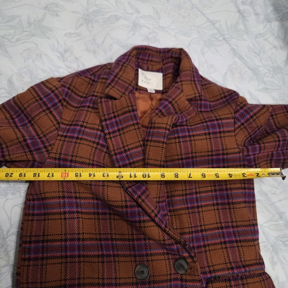 A New Day Plaid Oversized Coatigan in Rust Plaid - Picture 4 of 8